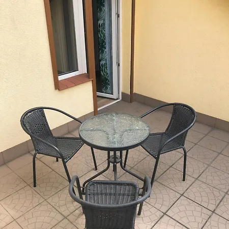 U Eugenii Kwatera prywatna *