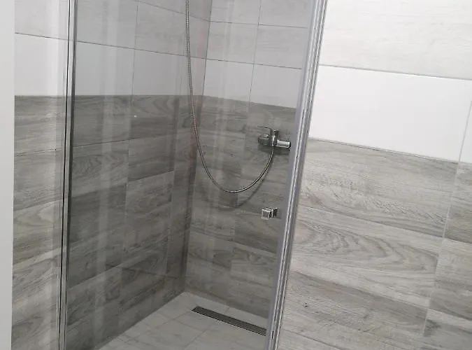 U Eugenii Homestay Lichen Stary